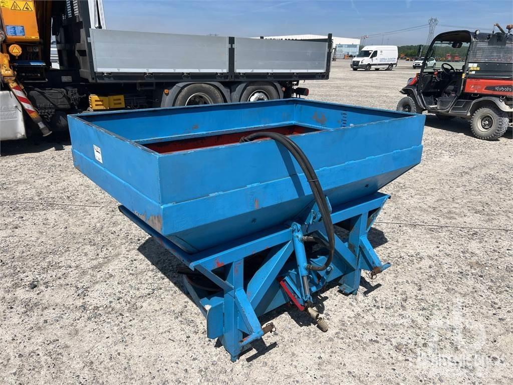 Isoli PNT205 on Mineral spreaders