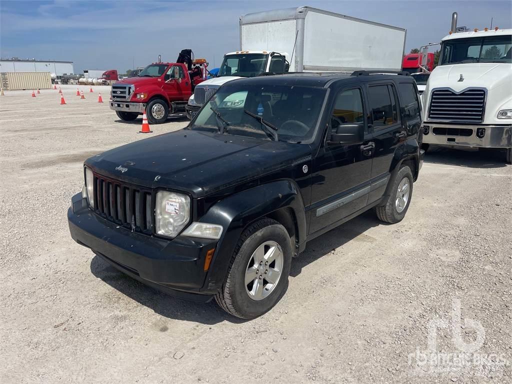 Jeep LIBERTY Pick up/Dropside