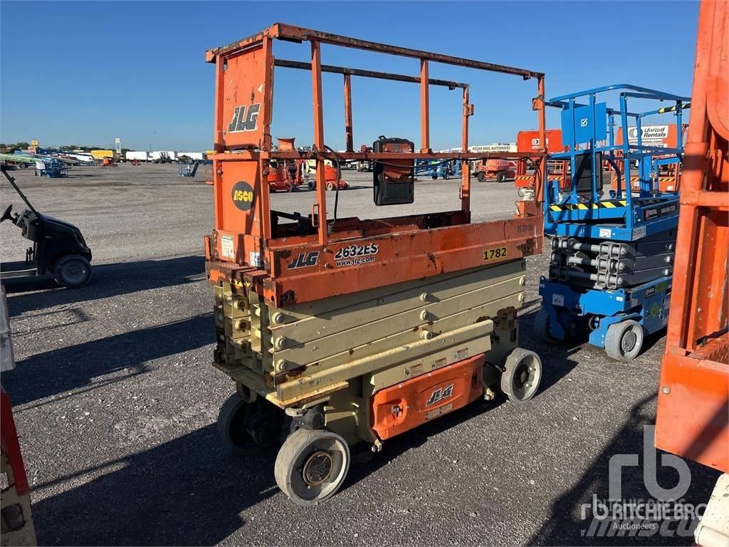 JLG 2632ES Scissor lifts