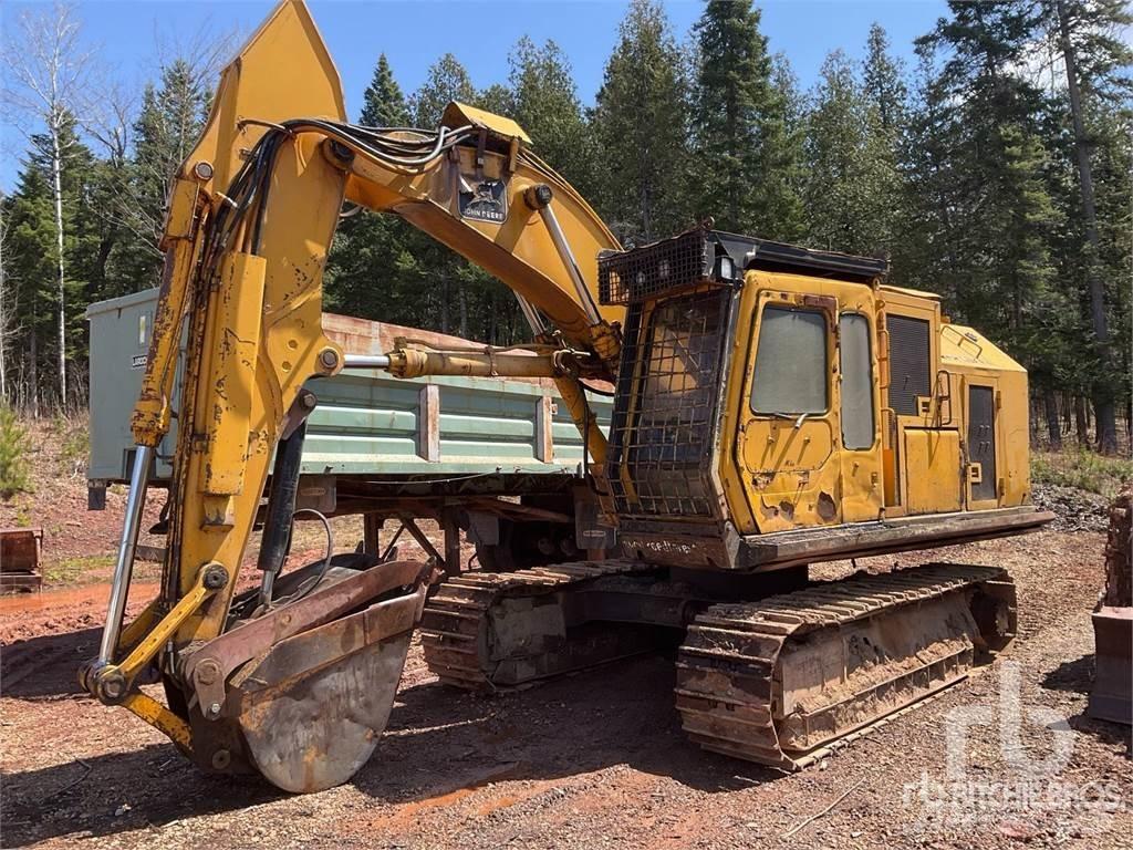 John Deere 693D Crawler excavators