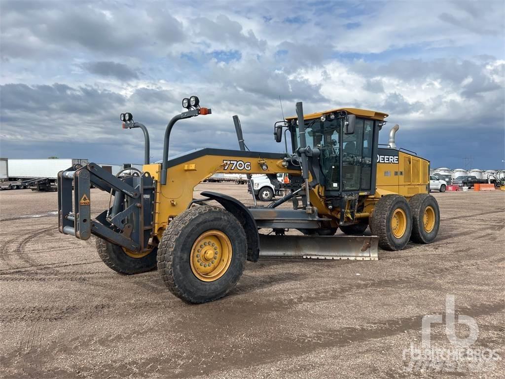 John Deere 770G Graders