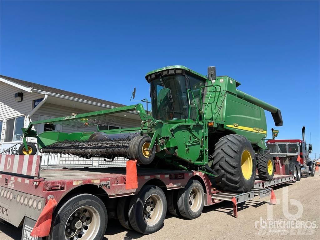 John Deere 9650 Combine harvesters