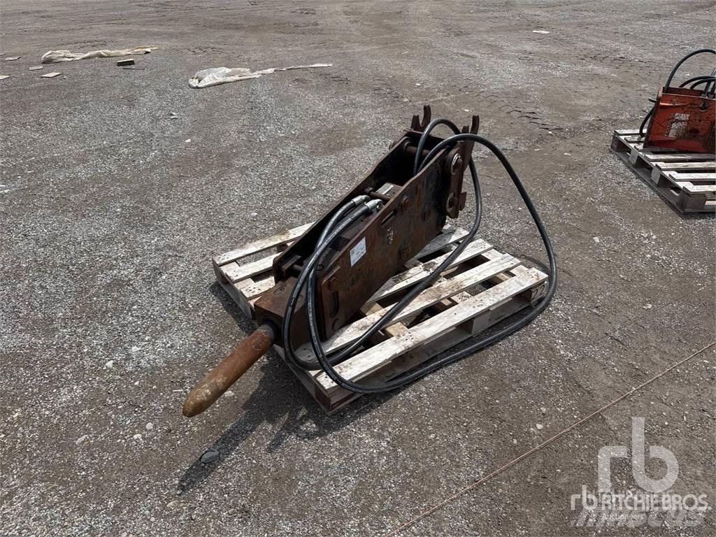 John Deere HH60 Hammers / Breakers