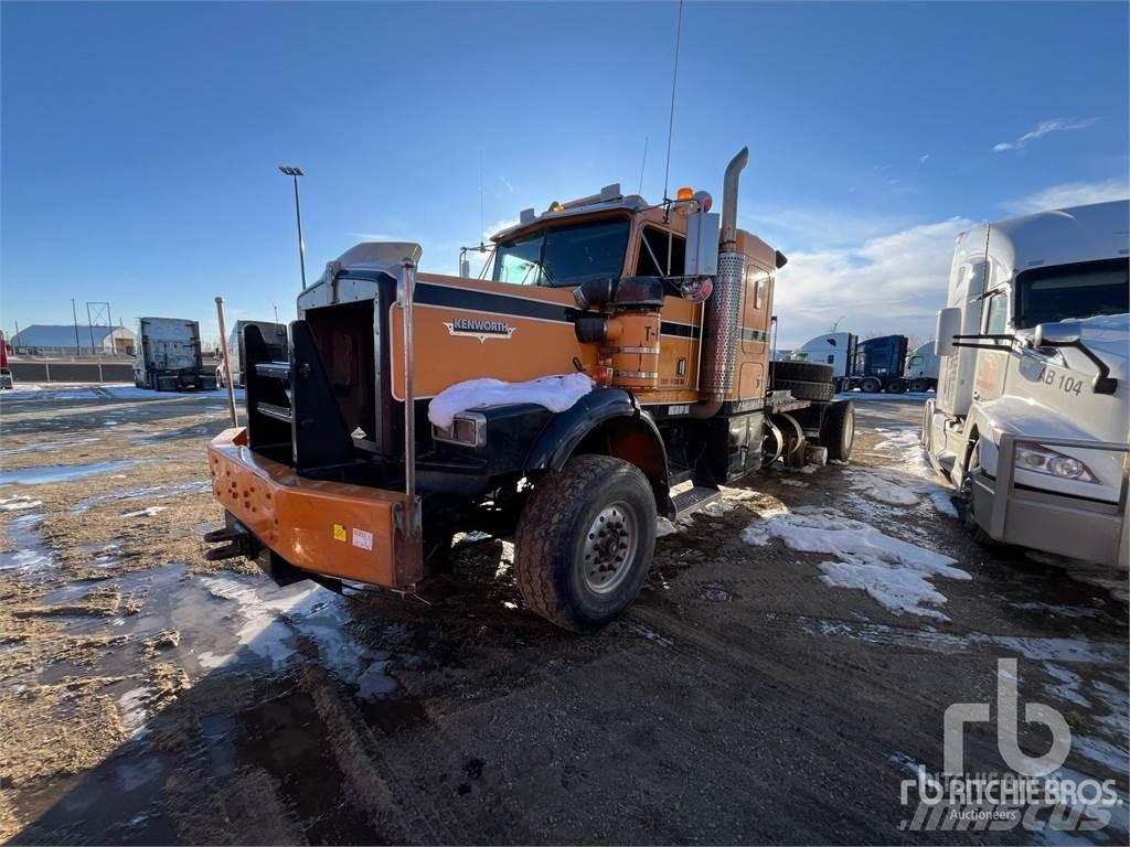 Kenworth C500 Beavertail Flatbed / winch trucks