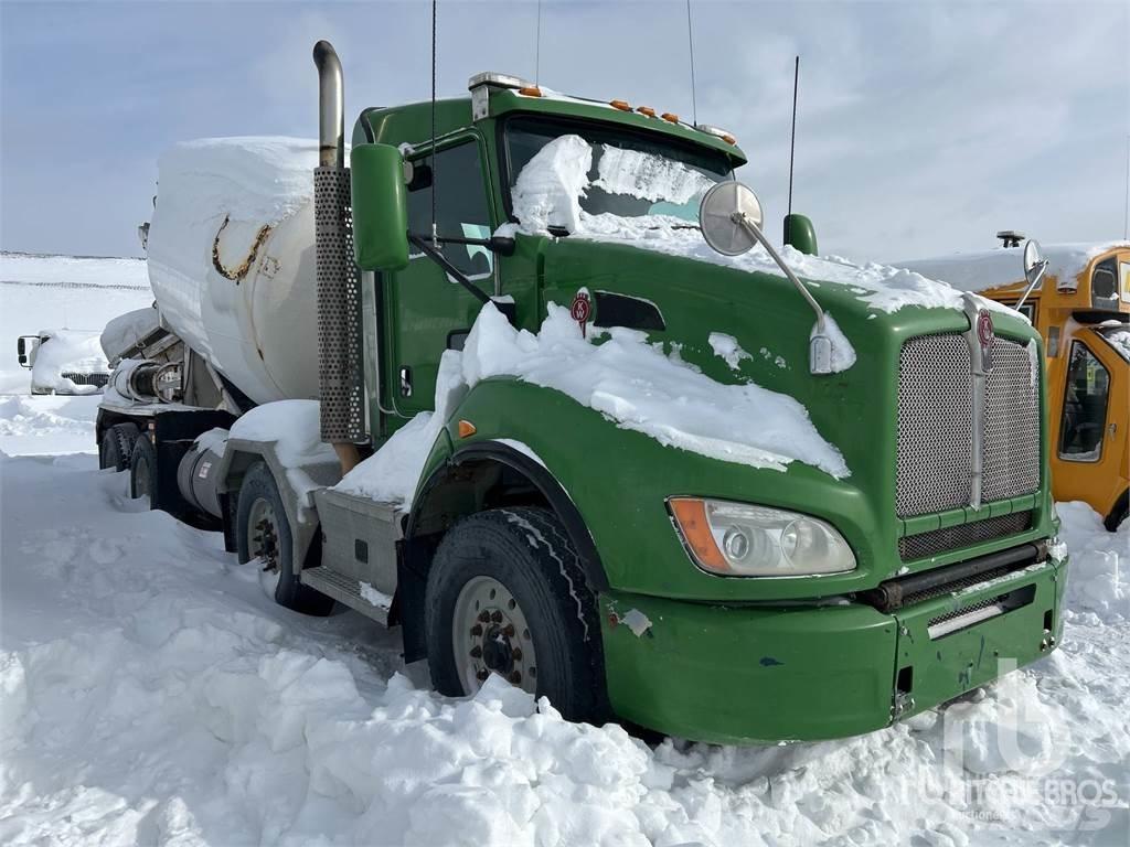 Kenworth T440 Concrete trucks