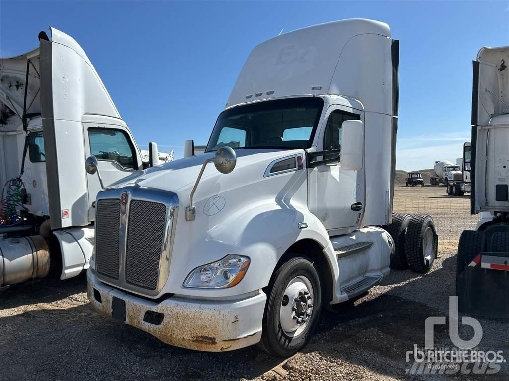 Kenworth T680 Tractor Units