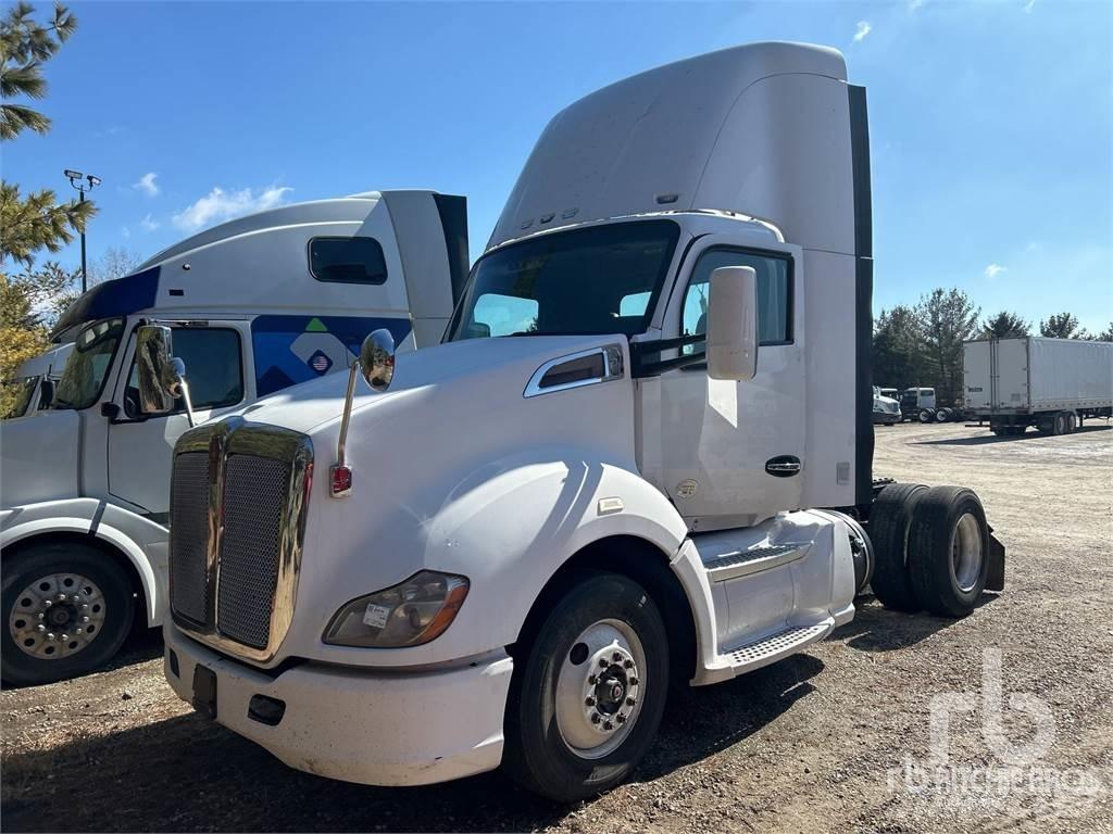 Kenworth T680 Tractor Units