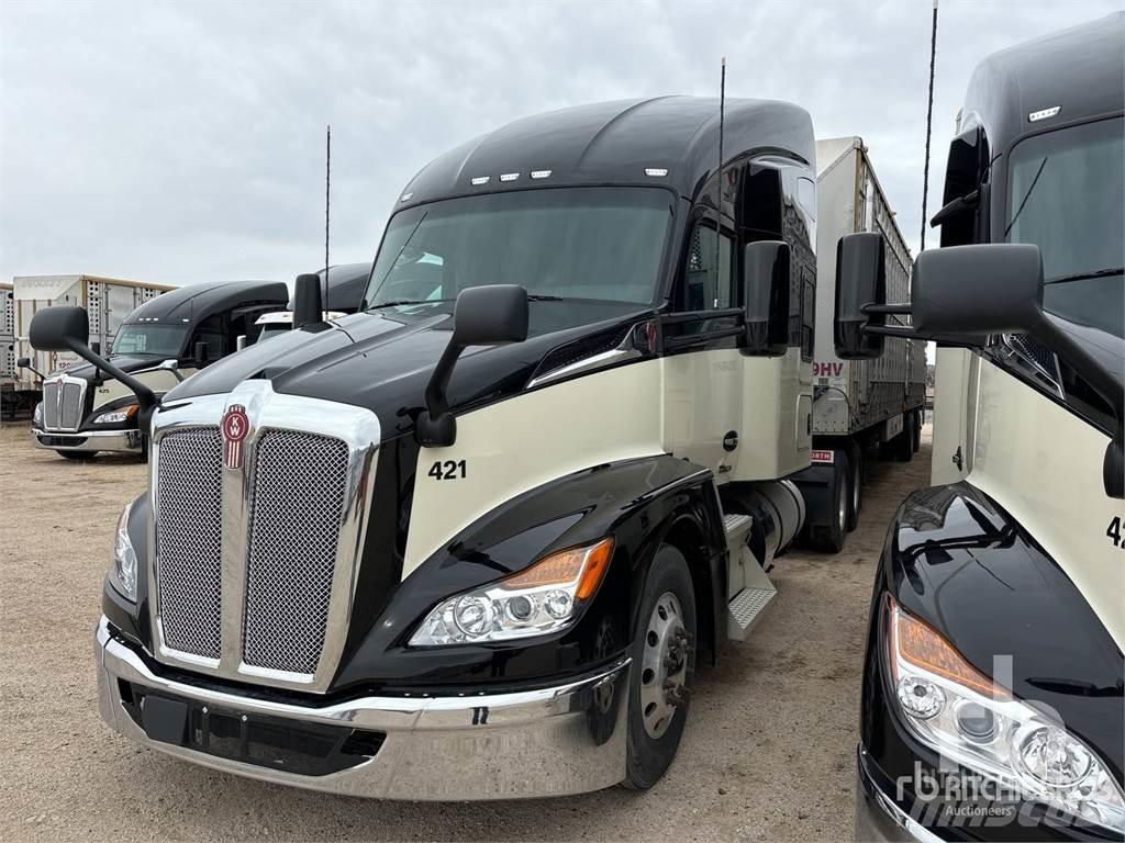 Kenworth T680 Tractor Units