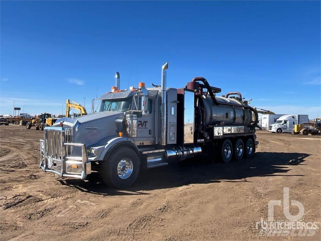 Kenworth T800 Combi / vacuum trucks