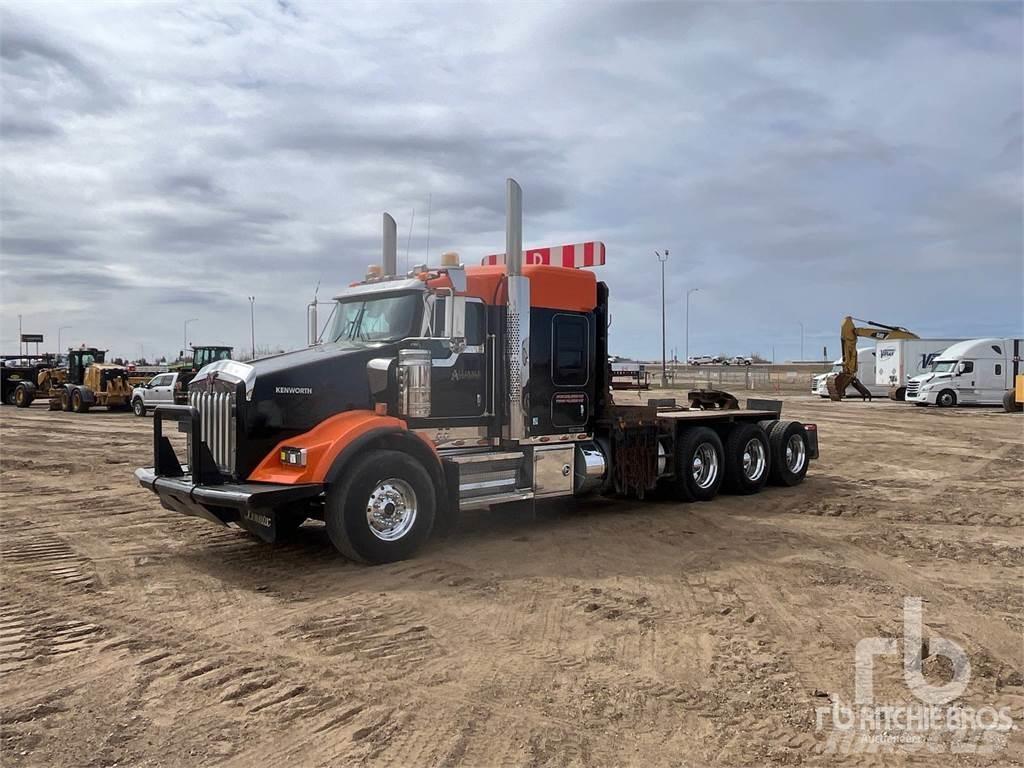 Kenworth T800 Beavertail Flatbed / winch trucks