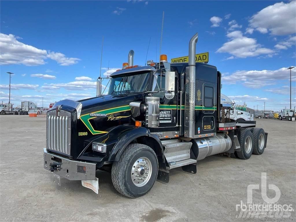 Kenworth T800 Beavertail Flatbed / winch trucks