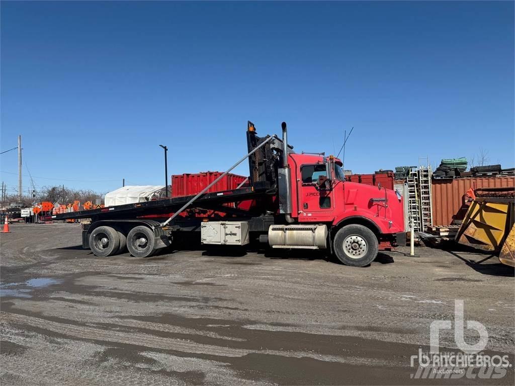 Kenworth T800 Cable lift demountable trucks