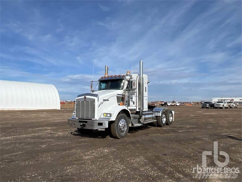 Kenworth T800B Tractor Units