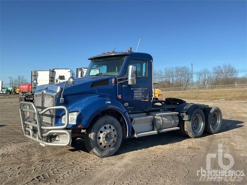 Kenworth T880 Tractor Units