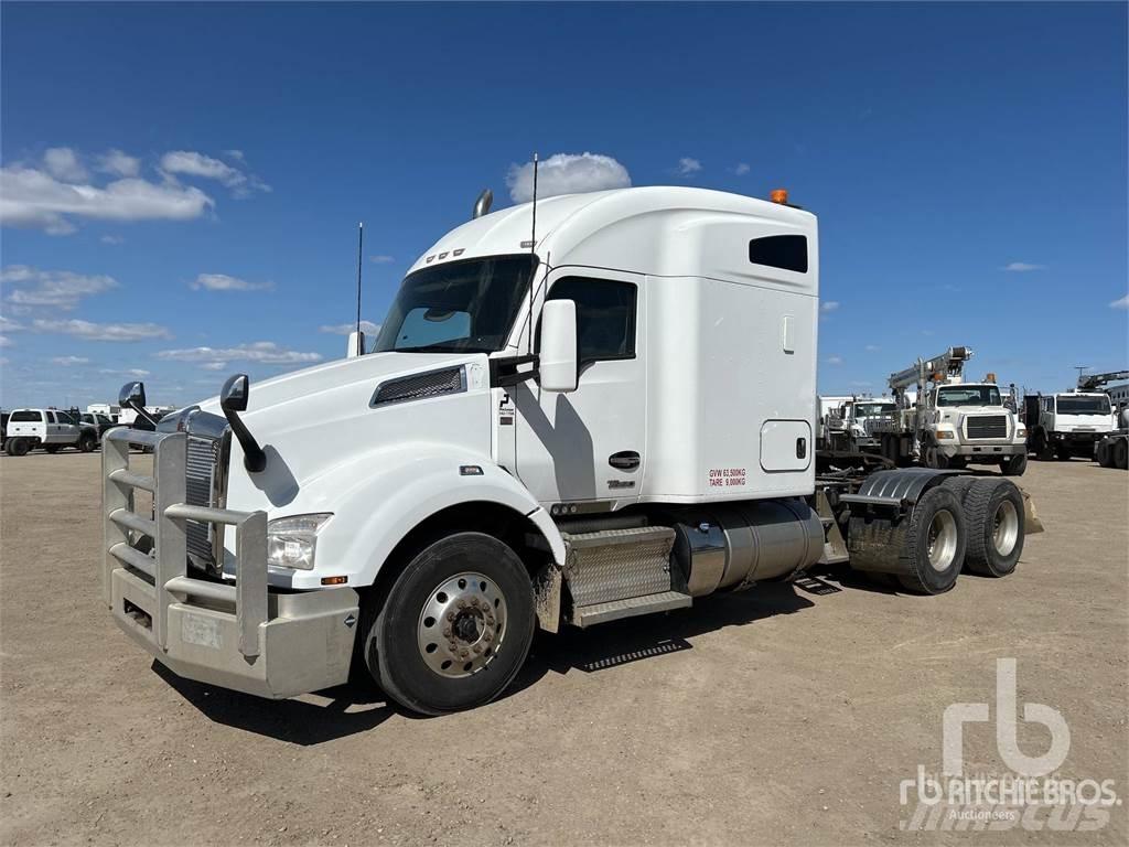 Kenworth T880 Tractor Units