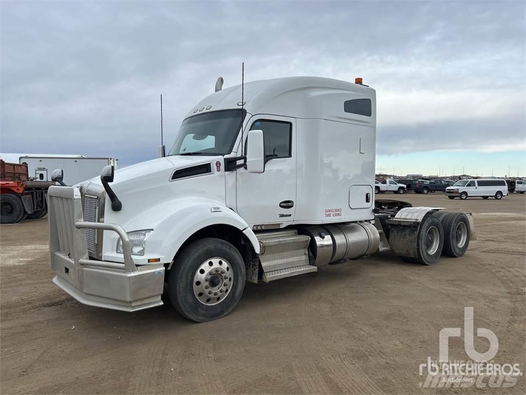 Kenworth T880 Tractor Units