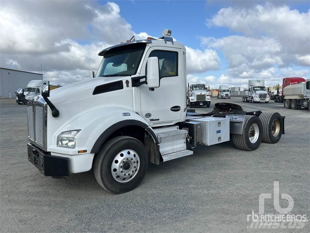Kenworth T880 Tractor Units
