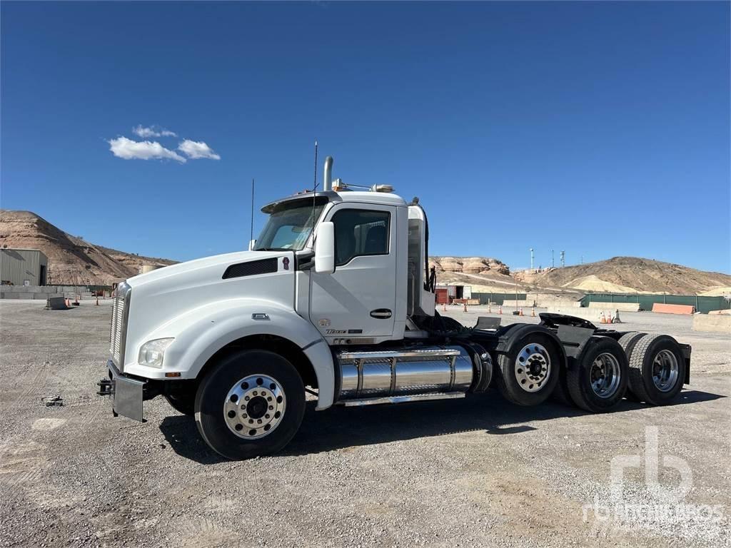 Kenworth T880 Tractor Units
