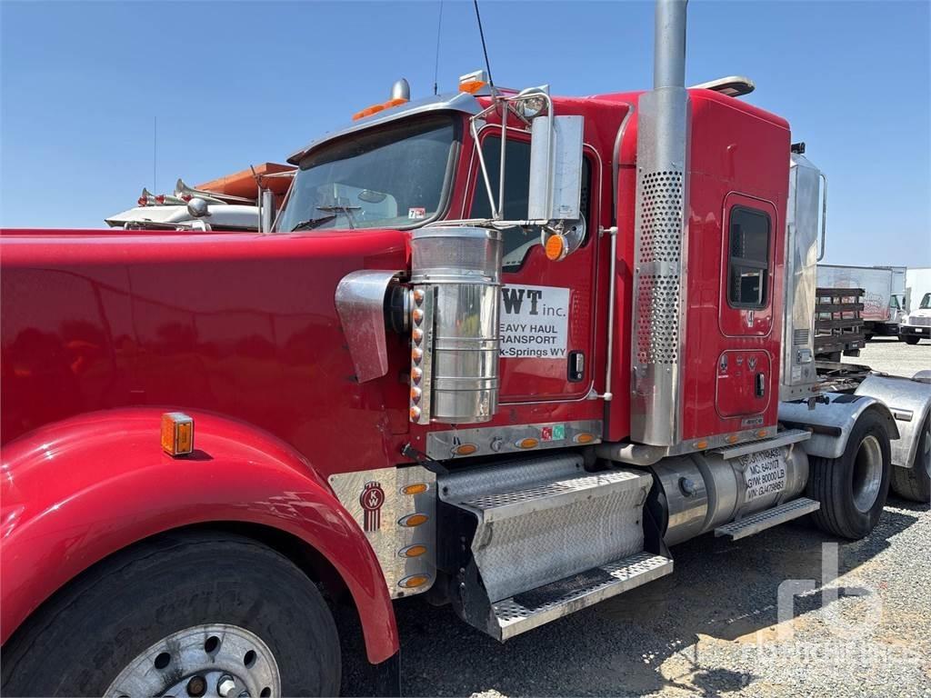 Kenworth W900L Tractor Units