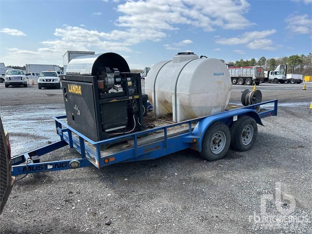  LANDA 38 ft T/A Light pressure washers