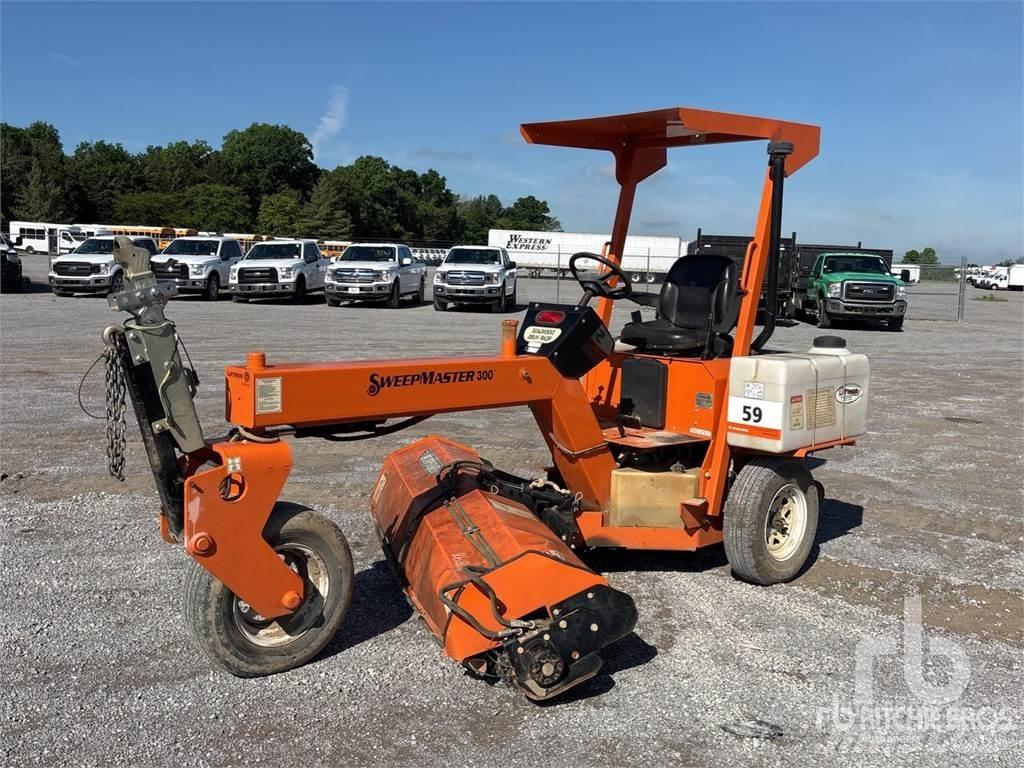 Lay-Mor SM300 Indoor sweepers