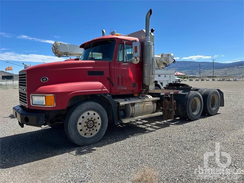 Mack CL713 Tractor Units