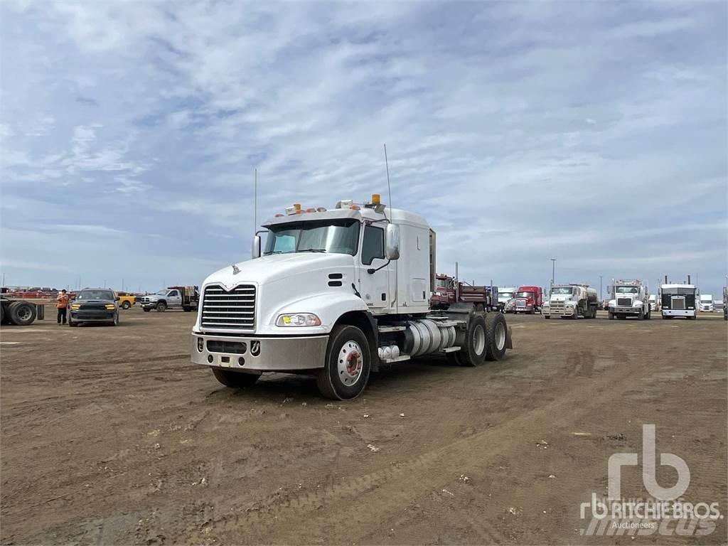 Mack CXU613 Tractor Units