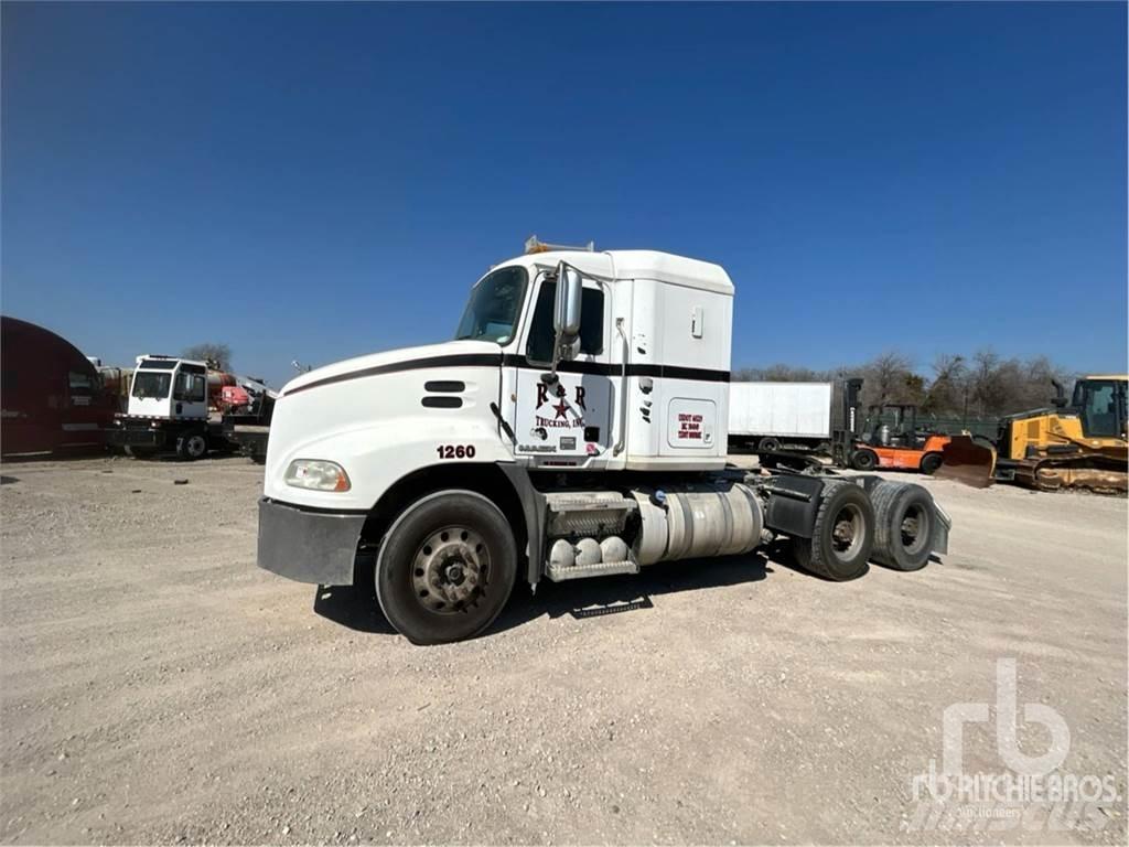 Mack CXU613 Tractor Units
