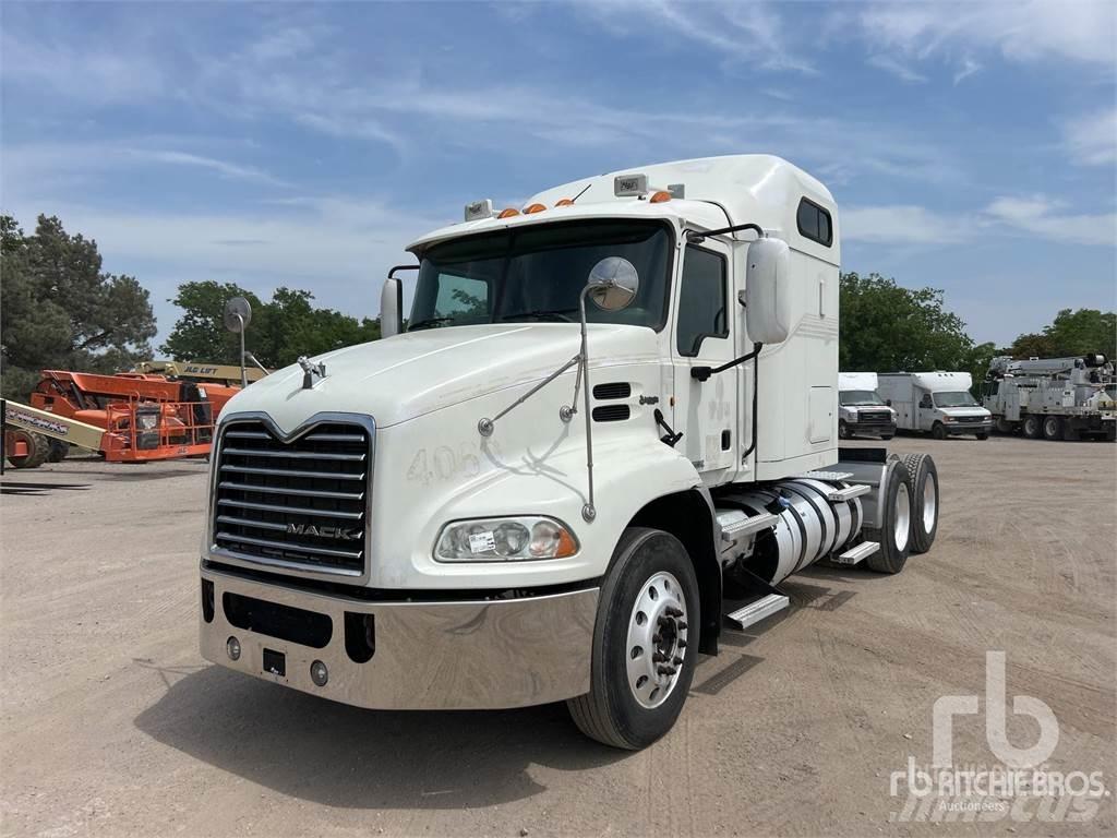Mack CXU613 Tractor Units