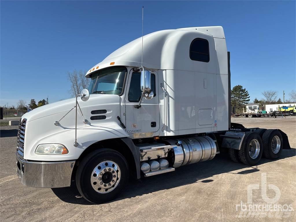 Mack CXU613 Tractor Units