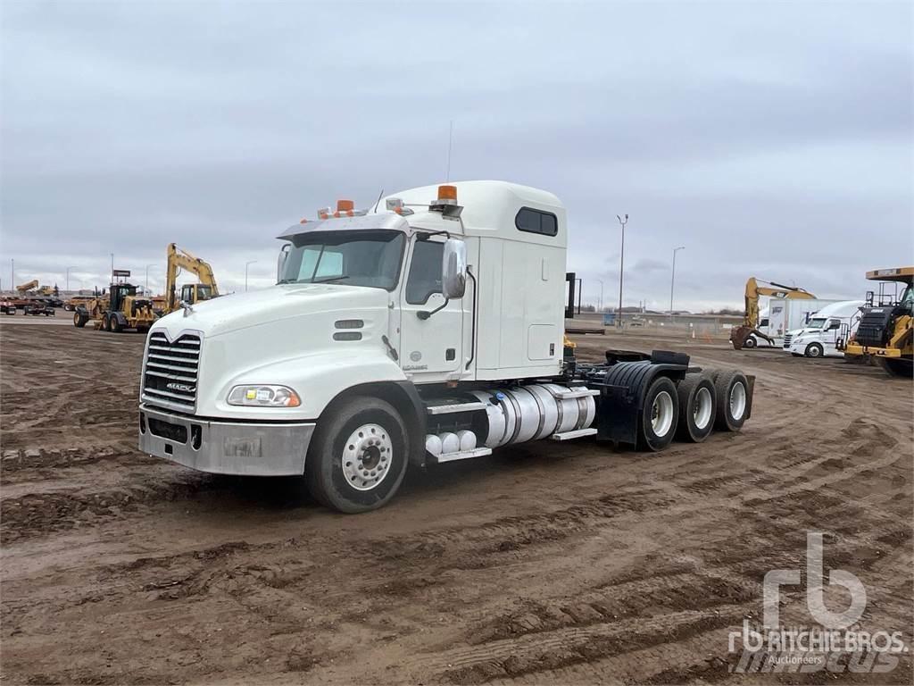 Mack CXU614 Tractor Units