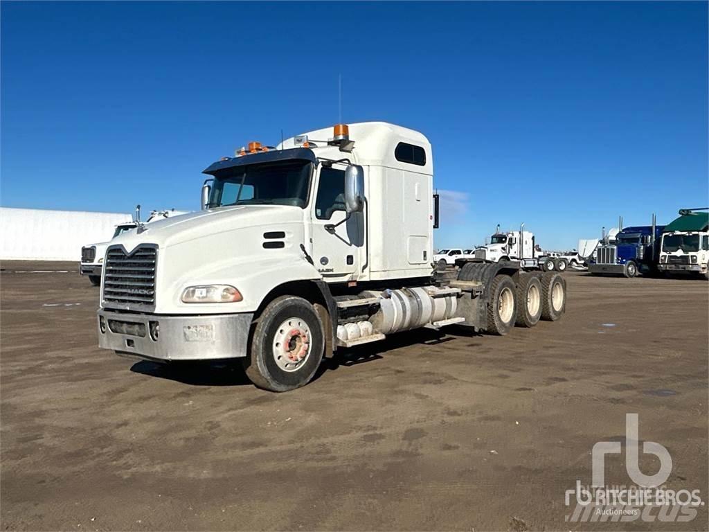 Mack CXU614 Tractor Units