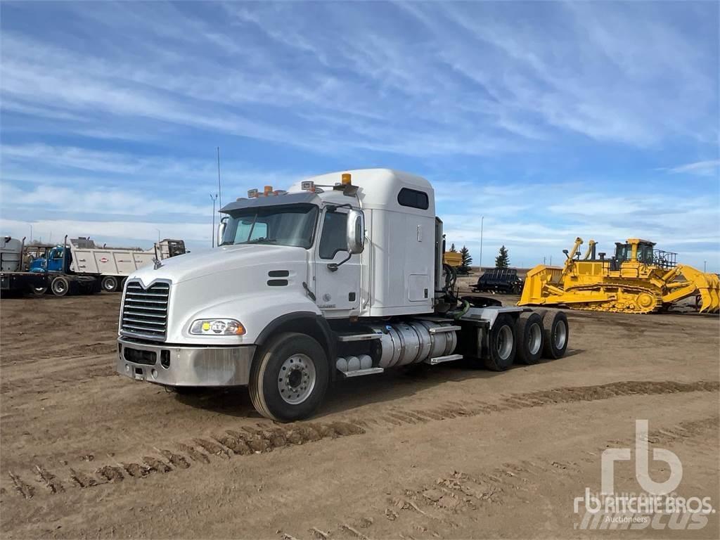 Mack CXU614 Tractor Units