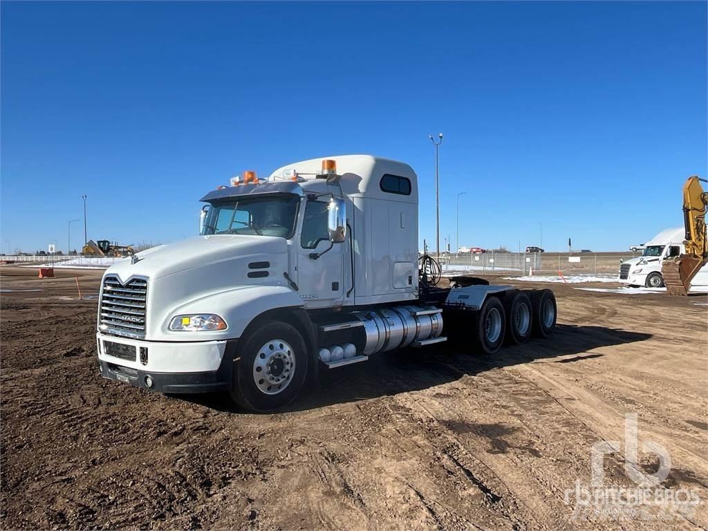 Mack CXU614 Tractor Units