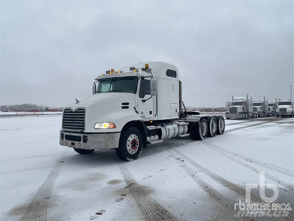 Mack CXU614 Tractor Units