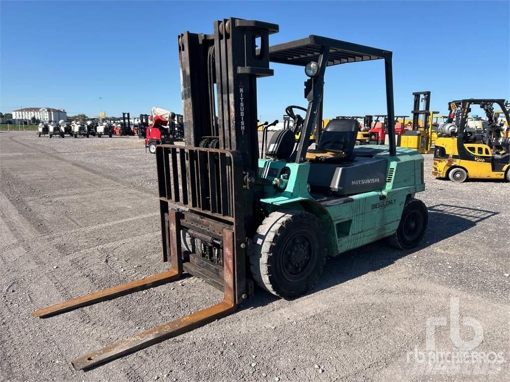 Mitsubishi FD35 Diesel trucks