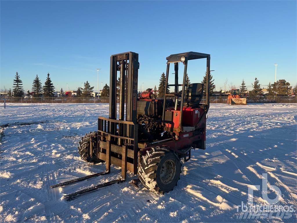Moffett M5500 Rough terrain trucks