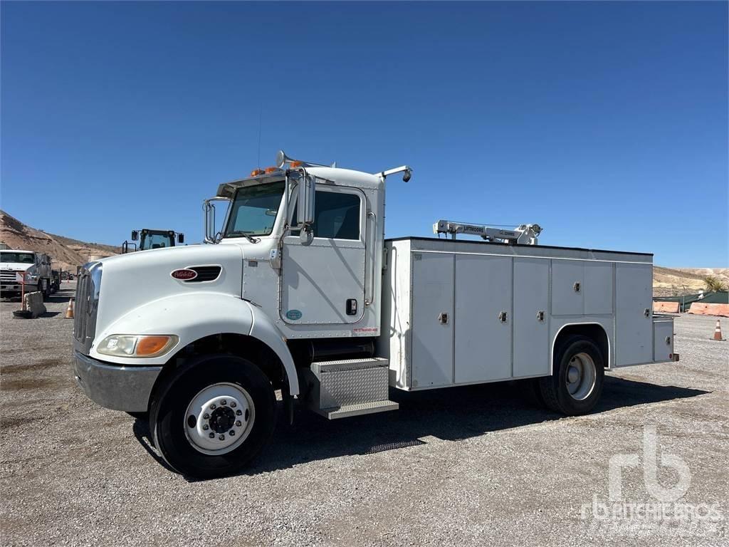 Peterbilt 335 Municipal / general purpose vehicles