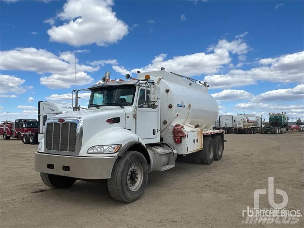 Peterbilt 348 Water tankers