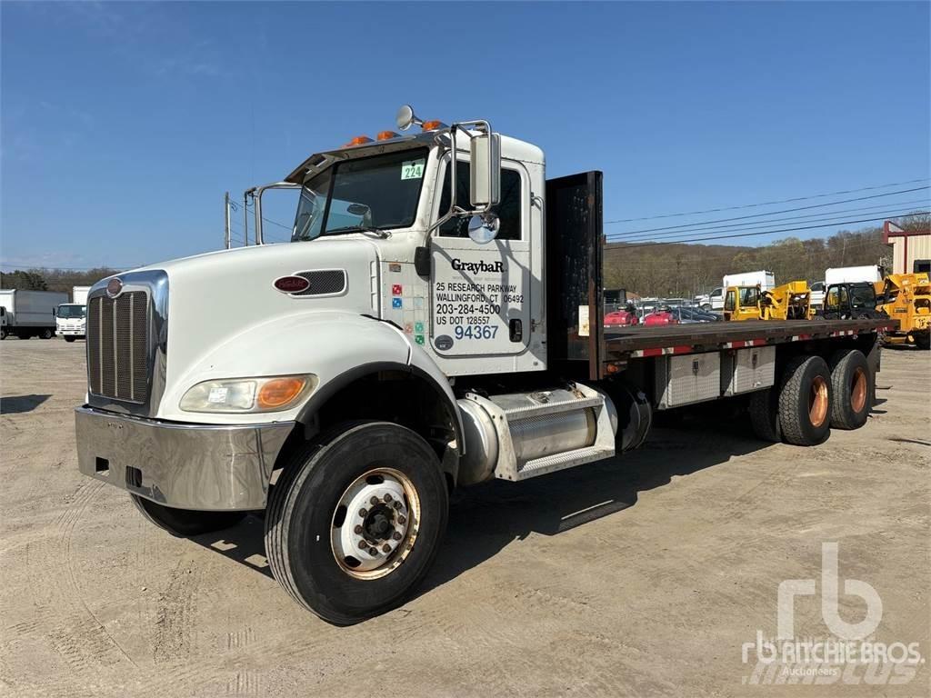Peterbilt 382 Flatbed / Dropside trucks
