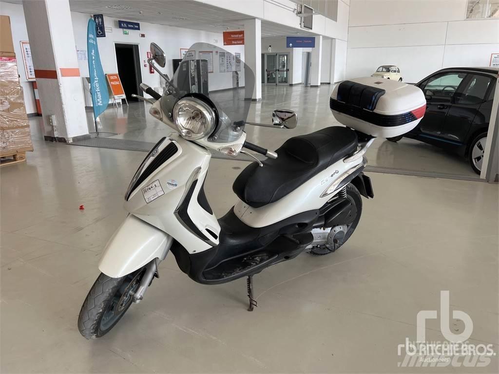 Piaggio BEVERLY Cars