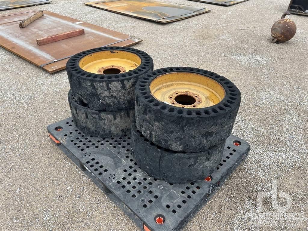  Skid Steer Tyres, wheels and rims