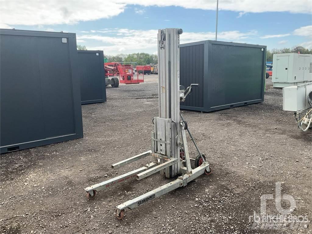 Sumner 2118 Hoists, winches and material elevators
