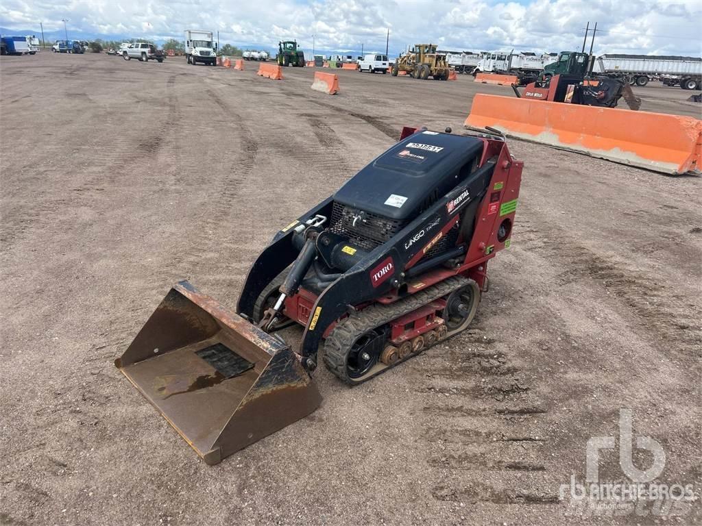 Toro TX427 Skid steer loaders