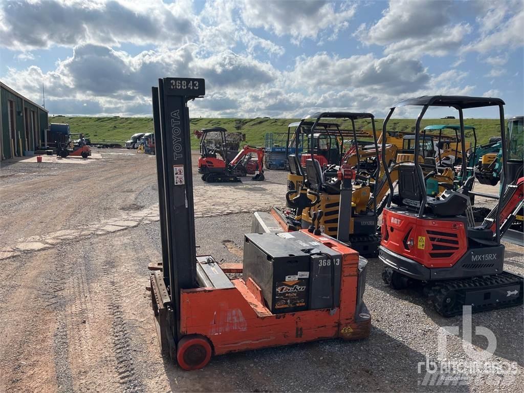 Toyo 6BWC202L24 Pallet racks