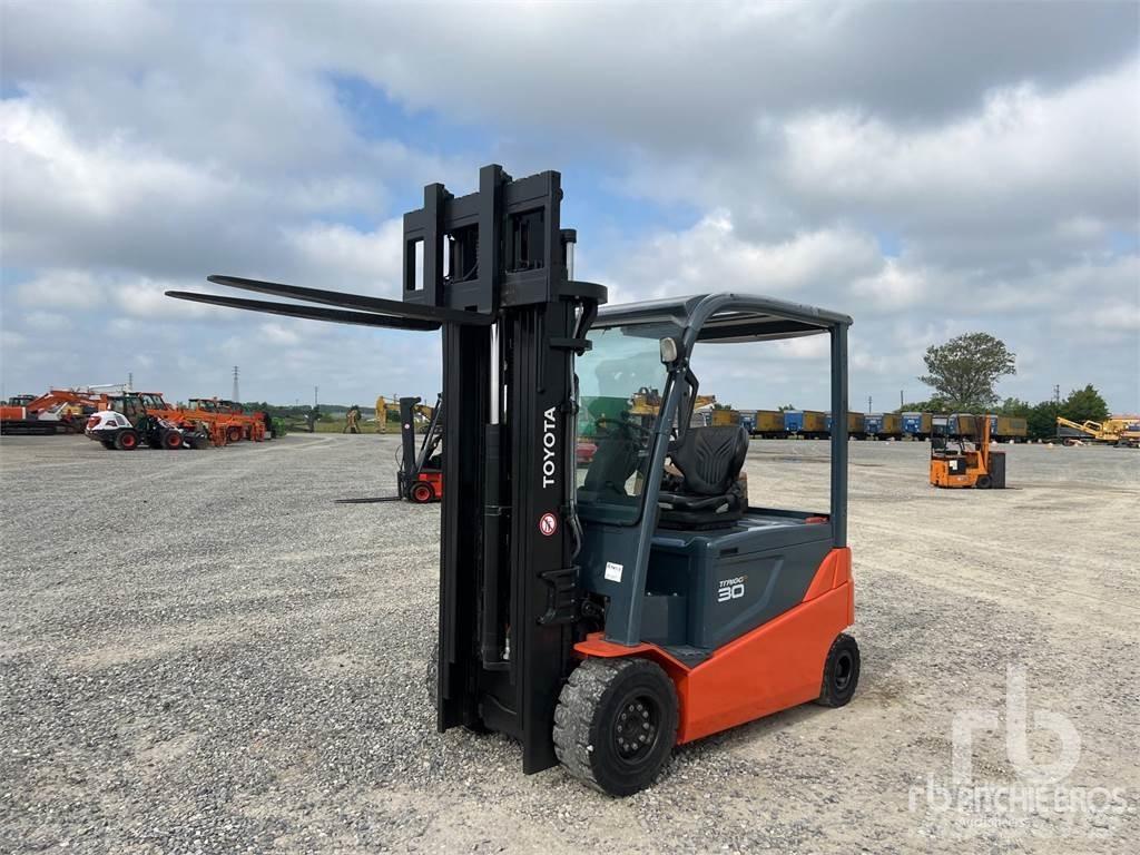Toyota 8FBMT30 Electric forklift trucks