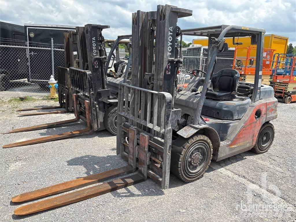 Toyota 8FD35U Diesel trucks