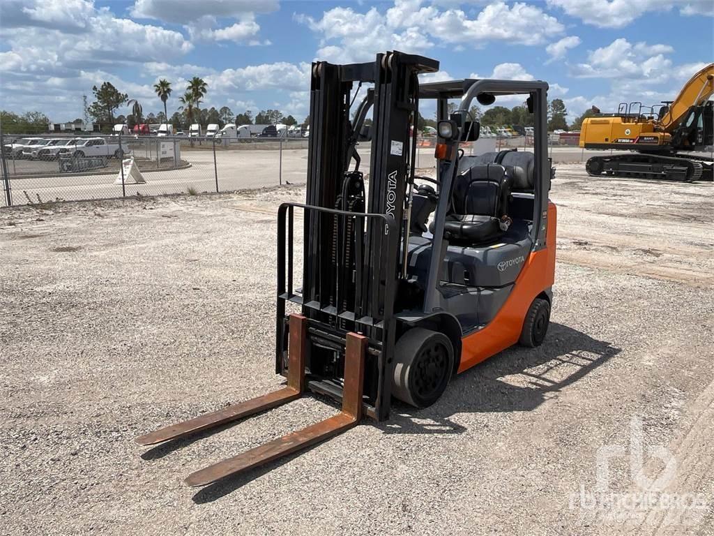 Toyota 8FGCU25 Diesel trucks