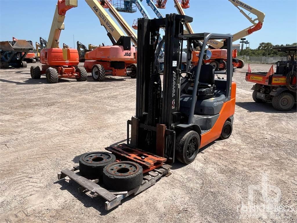 Toyota 8FGCU32 Diesel trucks