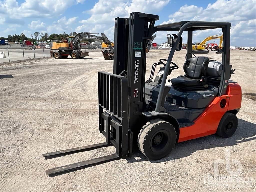 Toyota 8FGU25 Diesel trucks